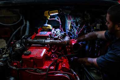 Factory Trained Truck Repair Technicians